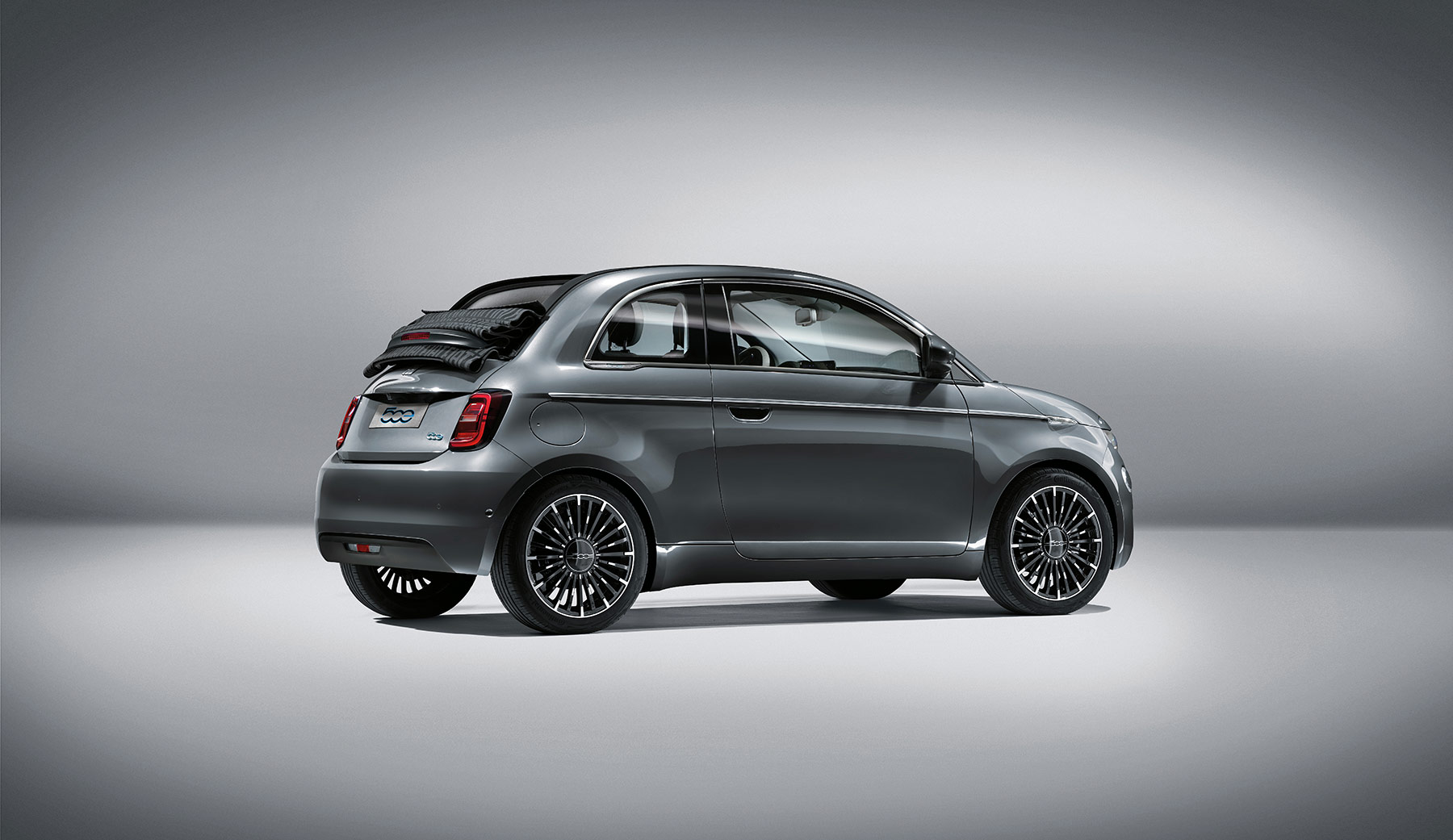 Neue Sondermodelle Fiat 500 Hey Google: die Technologie von Google trifft  auf den Stil des Fiat 500 - City Garage Wettingen