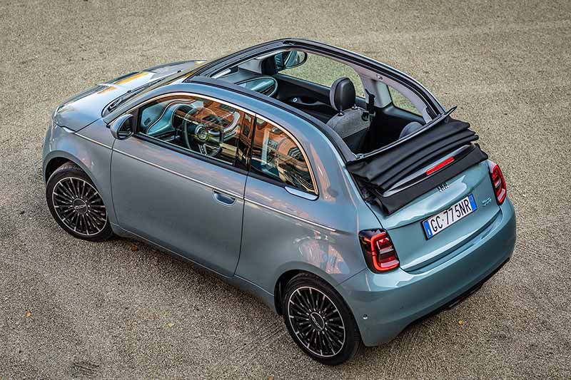 Neuer elektrischer Fiat 500 Cabrio