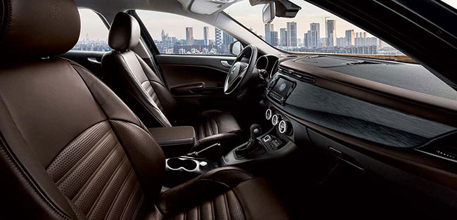 Alfa Romeo Giulietta Innenraum Veloce