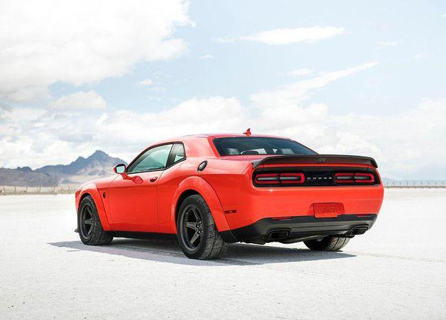 Dodge Challenger US-Car V8 SRT Heck