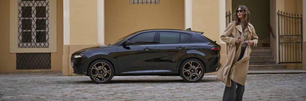 Alfa Romeo präsentiert die exklusiven Intensa-Sondermodelle für Junior, Tonale, Giulia und Stelvio